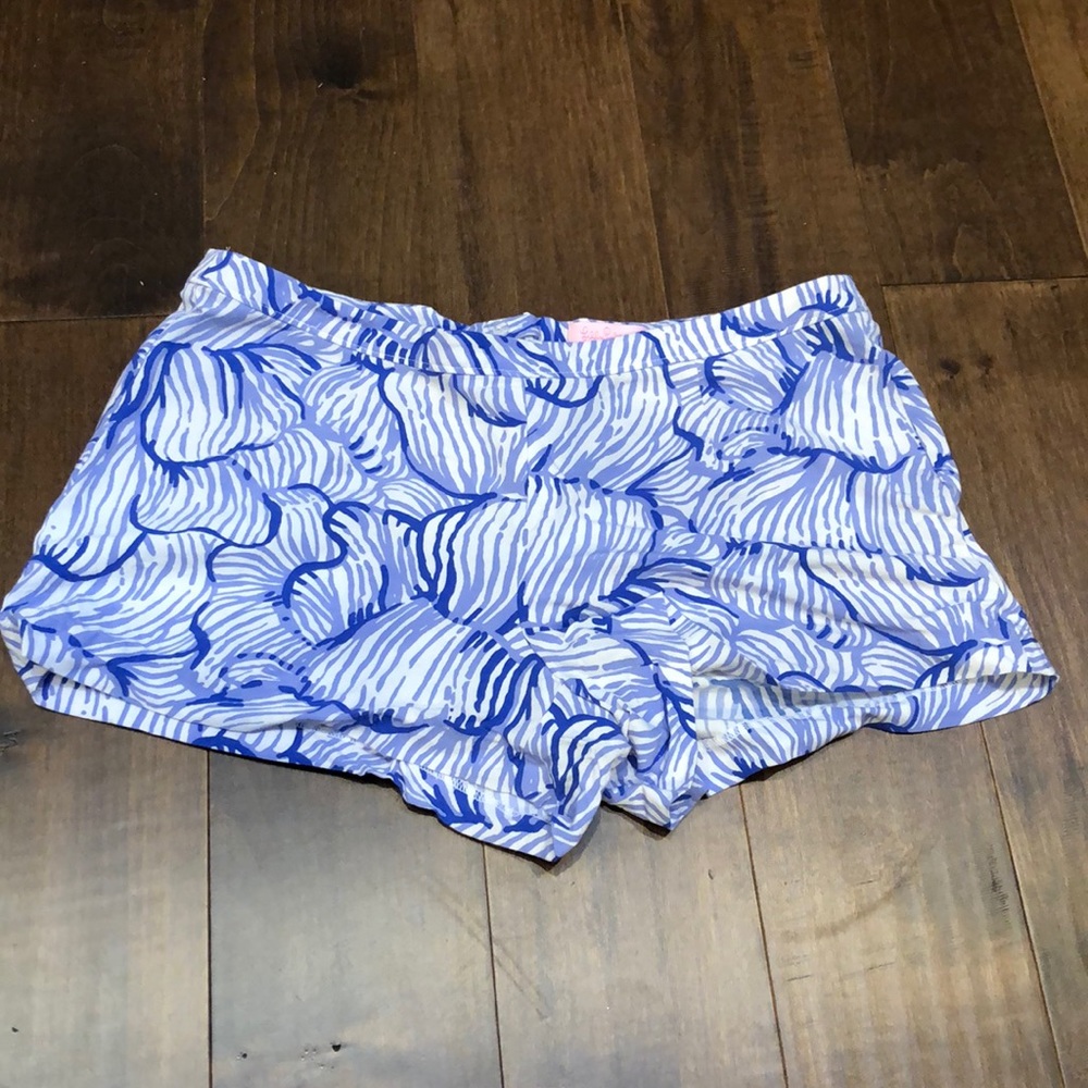 Lilly Pulitzer Purple Patterned Shorts Size 6